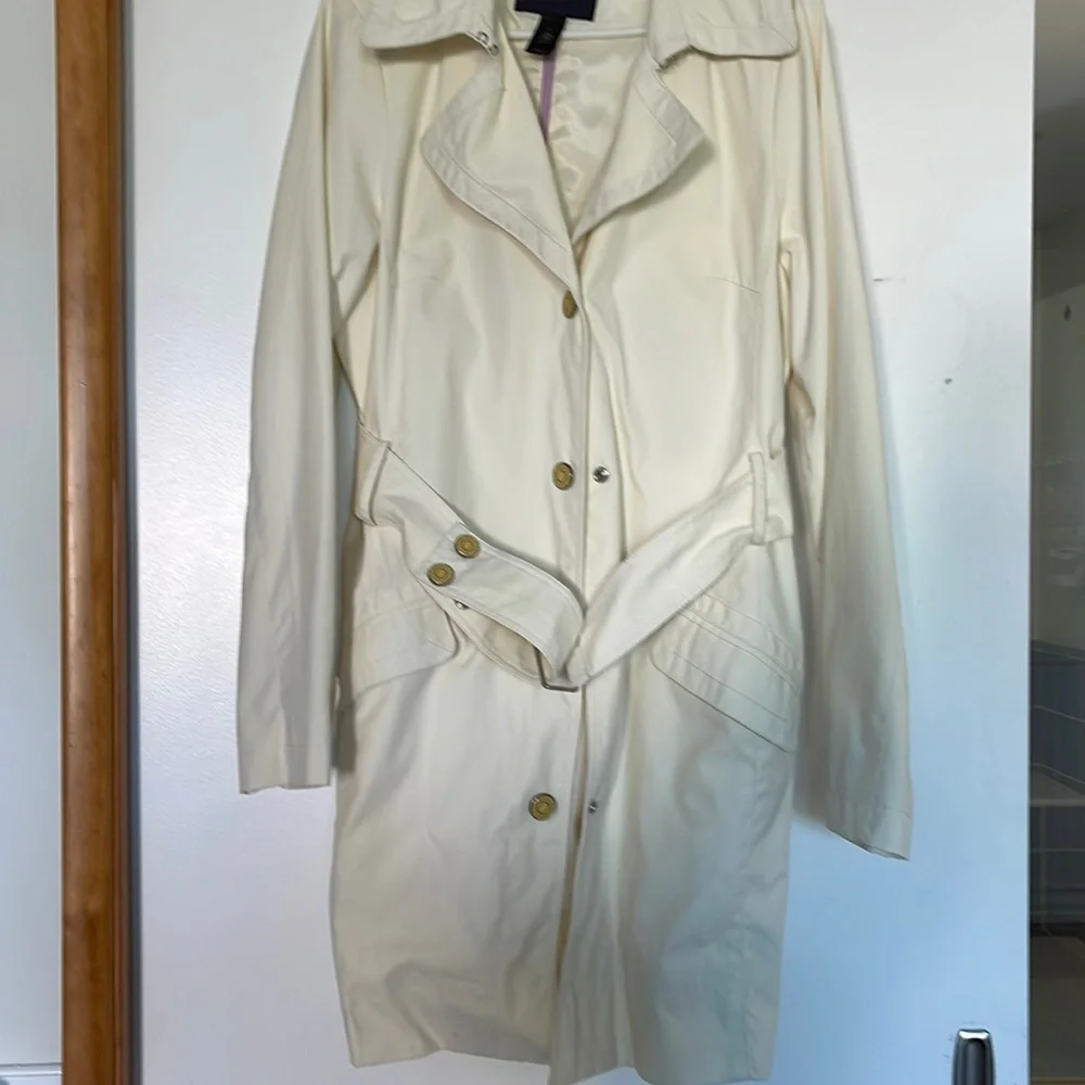 Beautiful coat, for summer spring, and fall. Size 14 - Picture 1 of 6